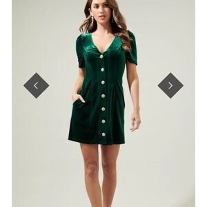 Sugarlips Jackson Emerald Green Velvet Button Up Mini Dress Size S NWT